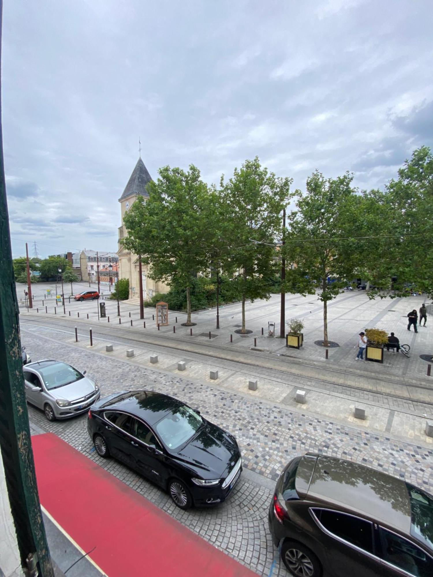Appartamento Balcon De Paris Gennevilliers Esterno foto